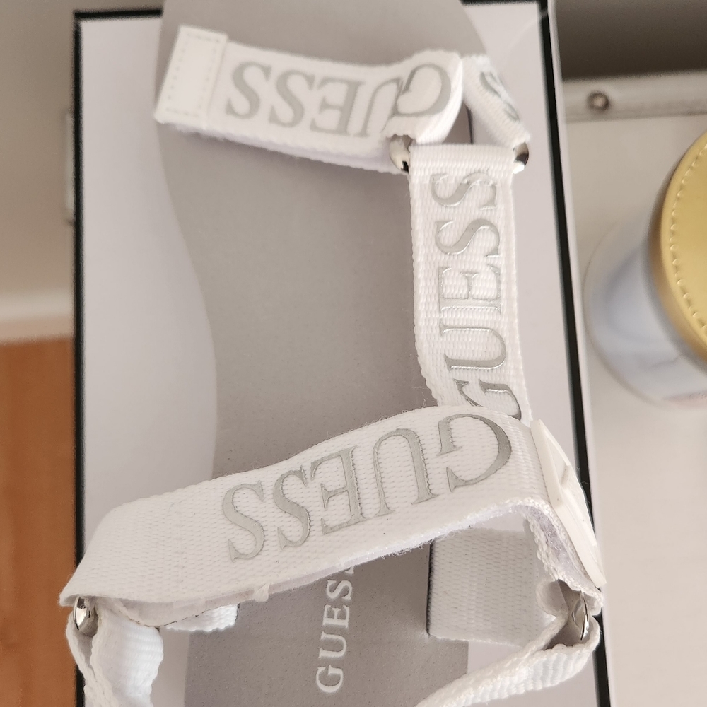 Sandals - Picture 2 of 5
